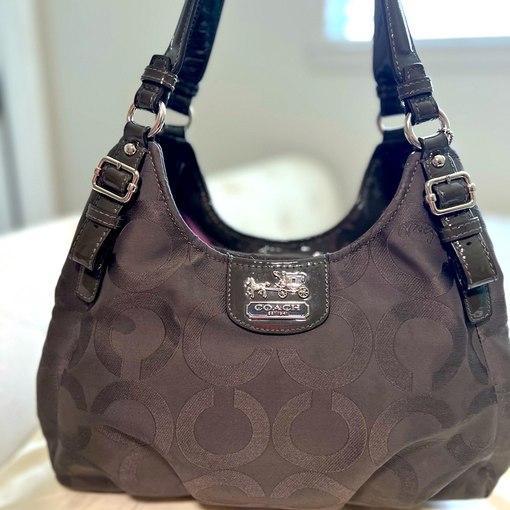 Coach Purse (Authentic) Shoulder Bag with three compartments
